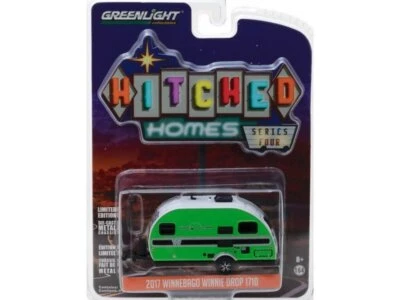 WINNEBAGO Winnie Drop 1710 - 2017 - green / white - Greenlight 1:64 - Bild 1 von 4