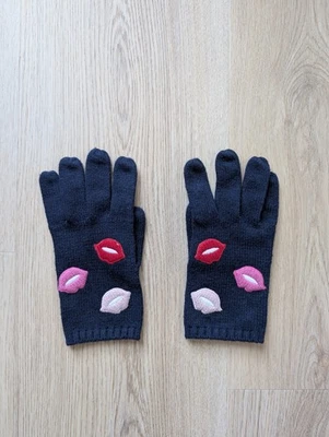 Rare VTG Moschino Cheap And Chic Gloves Y2K Lips - Image 1 of 4