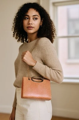 Bolso de Mano Bellini Rosa Melón Patrón Piel de Serpiente Bolso sin asas Bolso de Hombro Nuevo con Etiquetas Y2K Foto 1 de 4