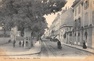 CPA 53 LAVAL / LA RUE DE LA PAIX - Imagen 1 de 1
