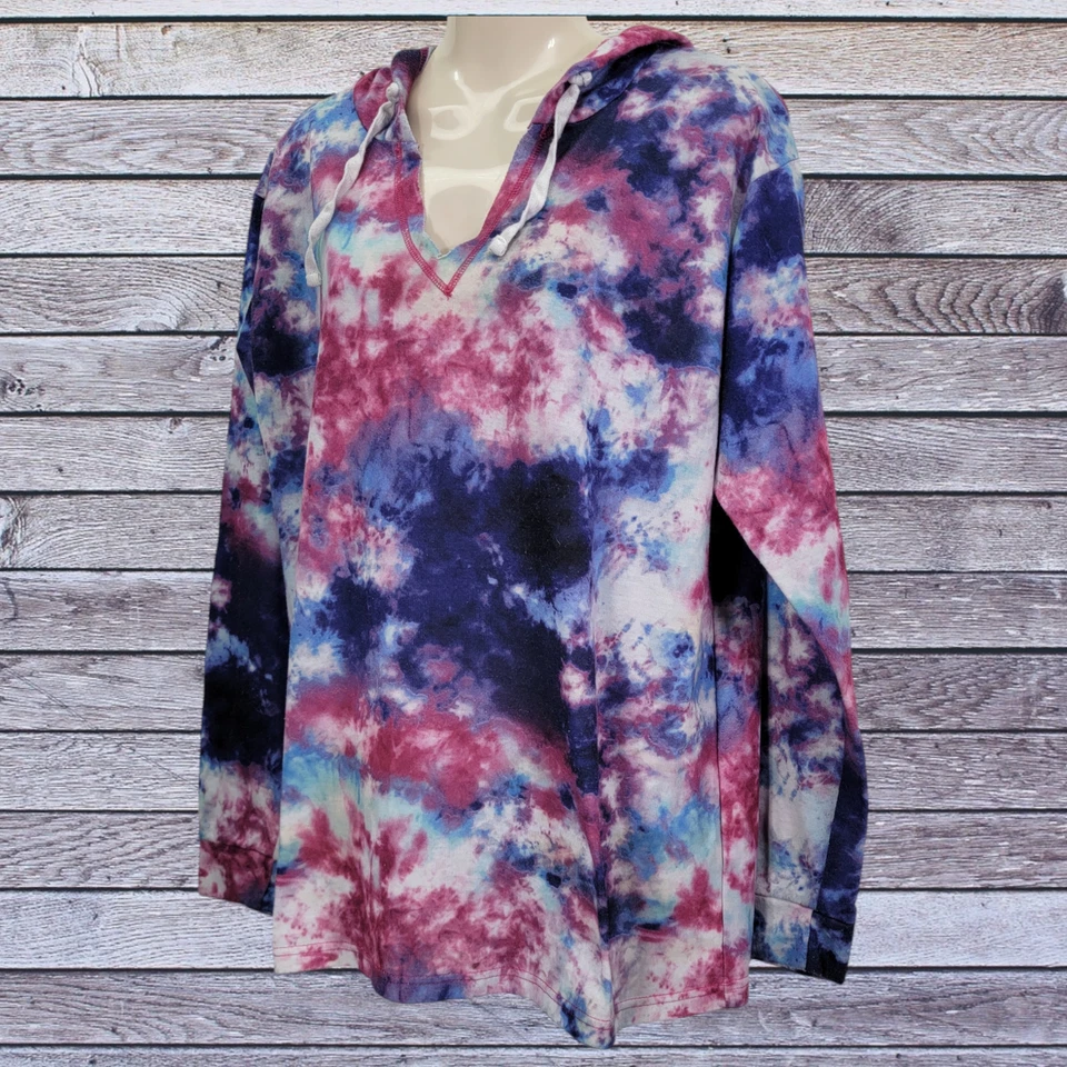 Sudadera con capucha para mujer Bobby Brooks teñida con corbata azul/rosa manga larga cuello en V grande Foto 1 de 4