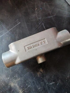 Cuerpo Conducto CALBRITE Cal Brite 1" T Sin Cubierta ni Junta NUEVO - Imagen 1 de 3