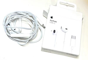 Apple EarPods Headphones USB-C Plug Wired Headset Earbuds Original For iPhone 16 - Picture 1 of 3