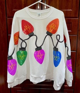 🎄Queen Of Sparkles XL (Oversized) Christmas Lights Sequined Sweatshirt EUC - Picture 1 of 9