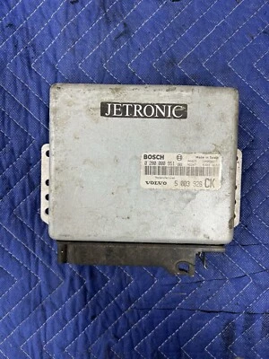 1989-1993 Volvo 240 740 940 Engine Control Module Unit ECU 0280000951 ECM #3956E - Image 1 of 4
