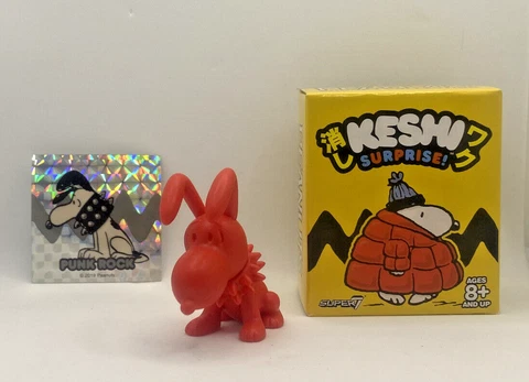 Charles Shulz Peanuts Super7 Keshi Surprise Snoopy Punk Rock Red Figure +Sticker Cover