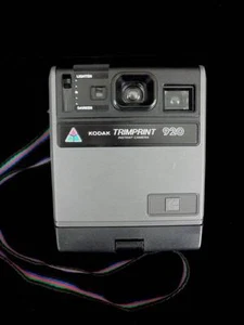 Cámara instantánea de colección Kodak Trimprint 920 con correa para el cuello de los años 80 - Imagen 1 de 7