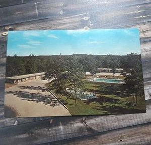 Vince's Motel Traverse City Michigan Chrome Postcard Unposted - Picture 1 of 2