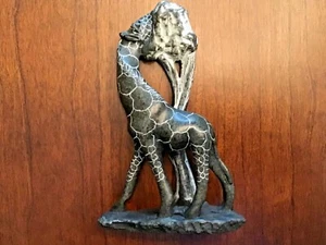 Beautiful Hand Carved Stone Giraffe Sculpture Figurine 6 1/2” - Picture 1 of 6