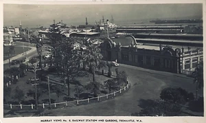 REAL PHOTO POSTCARD, RAILWAY STATION AND GARDENS, FREMANTLE, WESTERN AUSTRALIA - Picture 1 of 2
