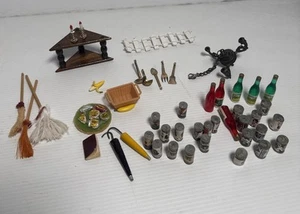 30+ Pieces Mixed Doll House Miniature Accessories Candles Chandelier Food - Bild 1 von 13