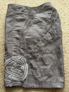 BILLABONG ANDY IRONS SOL NACIENTE TALLA 36 MARRÓN A CUADROS RARO TABLA DE SURF SHORTS - Imagen 1 de 7