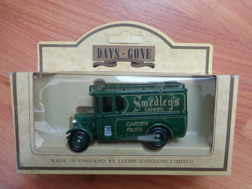 Lledo Giorni Andato Classico 1932 Dennis Furgone 'Smedleys' Riferimento 34001 - Immagine 1 di 1