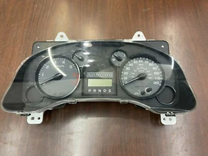 2015-2017 Toyota Tundra Speedometer Gauge Cluster Instrument Panel 83800-0CN70 - Bild 1 von 3