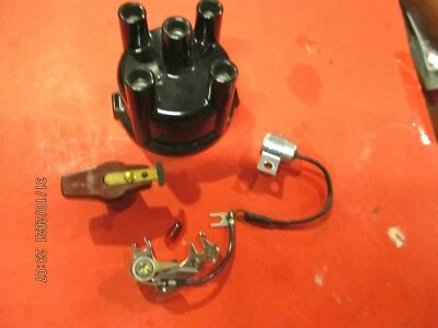 TOYOTA CELICA-COROLLA-CARINA-CORONA 1971-74 DISTRIBUTOR CAP & ROTOR-POINTS-COND. - Image 1 of 4