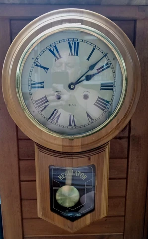 Vintage Tested Working 31 Day Regulator  Key Wind Up Pendulum Wall  Clock Cover