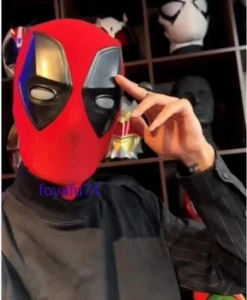 Deadpool 3 Mask Sound Effects Ver. Light Up Movable Eyes Ring Remote Control New - Picture 1 of 9
