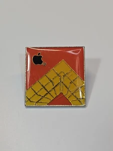 Apple Computer Engineering Department Employee Lapel Pin SCRATCHED SEE PHOTOS - Afbeelding 1 van 6