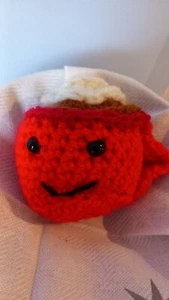 Cute Handmade Crochet Christmas Cup Decoration With Whipped Cream R8 - Picture 1 of 4