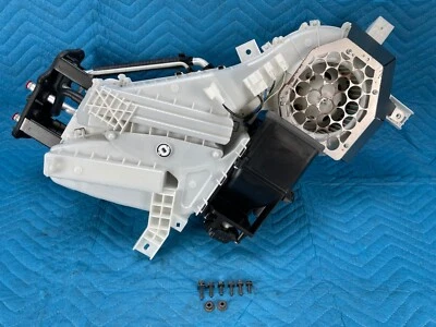 Infiniti QX80 Rear A/C AC Heater Evaporator w/Bolts Assembly 64k 2018 2019 OEM - Image 1 of 4