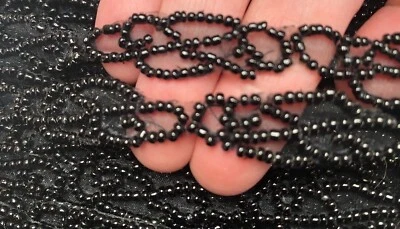 Apliques de adornos de cuentas cosidos a mano 1/2" vidrio 1yd rosa negro Foto 1 de 4