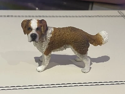 Cachorro Schleich St Bernard - 16833 - Aposentado  - Imagem 1 de 3
