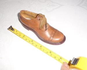 Zapato estilo brogue de cerámica/porcelana miniatura vintage coleccionable - Imagen 1 de 6