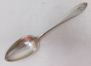 Towle Lafayette 6-1/8" Tea Spoon Old English "H" Monogram 26.3gr Sterling Silver - Picture 1 of 10