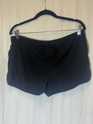 Pantalones cortos COTTON ON Lifestyle para mujer negros talla pequeña F8 Foto 1 de 3