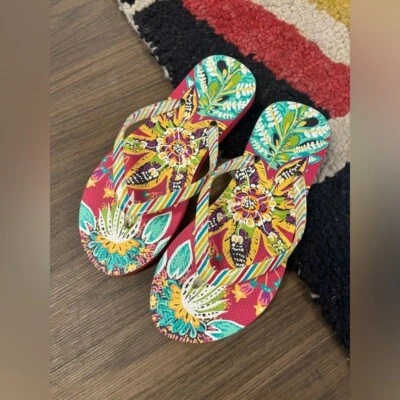 Chanclas Vera Bradley Rumba Rojo Coral Tropical Floral Pequeñas (5-6) Foto 1 de 4
