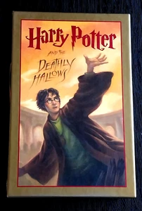 HARRY POTTER AND THE DEATHLY HALLOWS BOOK DELUXE EDITION 2007 WITH SLIPCASE MINT - Picture 1 of 4