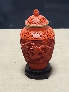 Tallado de laca de jarrón chino vintage DRAGONS - Imagen 1 de 12