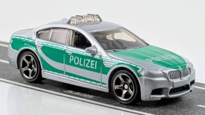 BMW M5 Police / Silver / Matchbox / 2015 - Picture 1 of 2