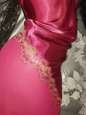 Camisón de Colección Satinado Brillante Dorado Encaje Transparente Negligee Nighty Deco Glam Bombshell M Foto 1 de 4