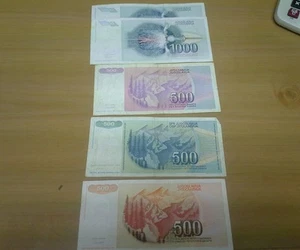Viele ausländische Banknoten - Bild 1 von 10