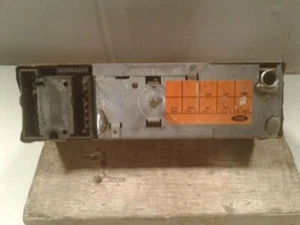 Receptor de radio sintonizado electrónicamente para equipo de audio compatible con 86 AEROSTAR 1356377 - Imagen 1 de 3