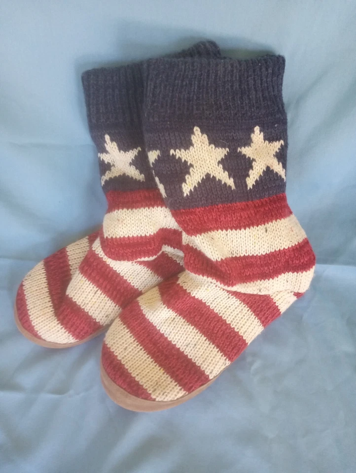 Muk Luks Patriotic Stars & Stripes Knit Booties Womens Size Large 8-9 - Image 1 of 3