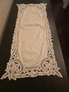 Madeira Linen TABLE Runner~DresserScarf Lace Floral 32 In X 13 In - Picture 1 of 8