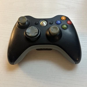 OEM Auténtico Controlador Microsoft Xbox 360 Negro Falta Trasero - Imagen 1 de 6