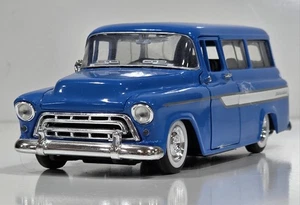 Camión Chevy Suburban Blue 1957 1/24 Jada Just Trucks fundido a presión suelto sin caja - Imagen 1 de 11