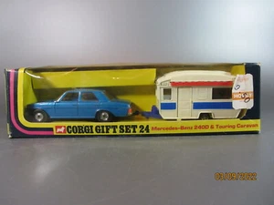 Vintage Gift Set 24 Mercedes-Benz 240 D & Touring Caravan 75 original box Corgi - Picture 1 of 12