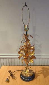 Vintage Italian Gold Gilt Tole Floral Table Lamp - Picture 1 of 10
