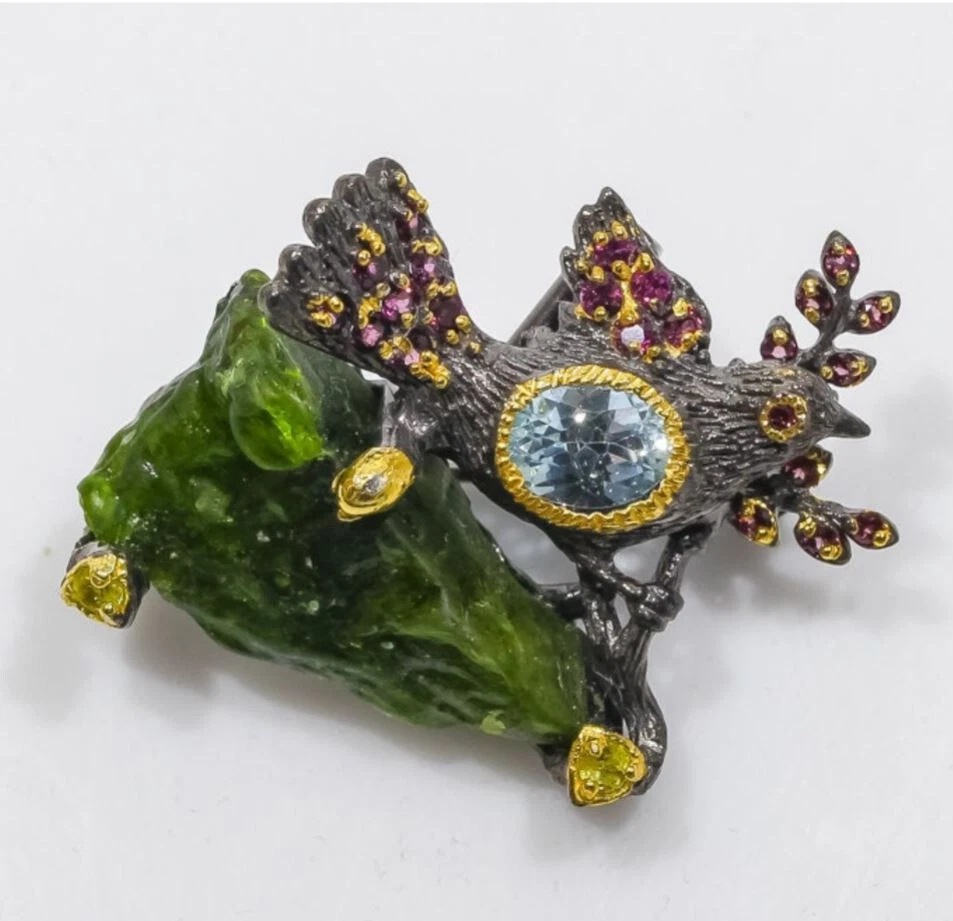 Broche/colgante pájaro diopsido cromo natural Foto 1 de 1