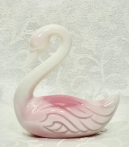Vetro Fenton, cigno, rosalene. - Foto 1 di 9