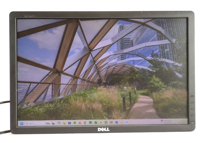 Dell P1913t LED 19" LCD Professional Monitor 1440 x 900 DVI VGA DPort No Stand - Image 1 of 4
