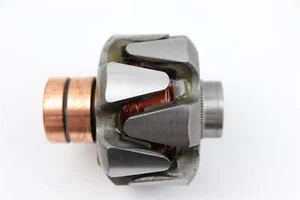 ROTORE MOTO GUZZI 1124033016 1124033018 1124033027 Bosch ALTERNATORE RICAMBIO - Picture 1 of 5