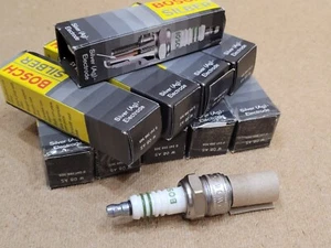 X10 BOSCH 0241268505 Spark Plug W08AS Silver W340R16 - Picture 1 of 8