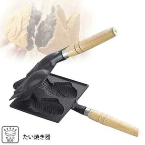 Ikenaga Cast Iron Taiyaki Pan wooden handle fish cake maker fishcake From Japan - Picture 1 of 2