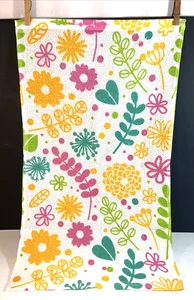 Asciugamano Vintage Nuovo PVA Rosa Blu Giallo Fiori Cuore 24x14 Funky Hip Retrò - Foto 1 di 9