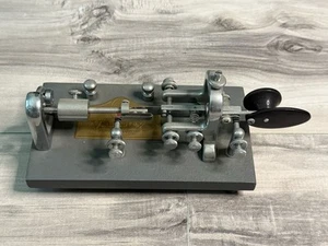 Vibroplex Deluxe Red Lightning Bug Telegraph Key #42471 - Zdjęcie 1 z 8